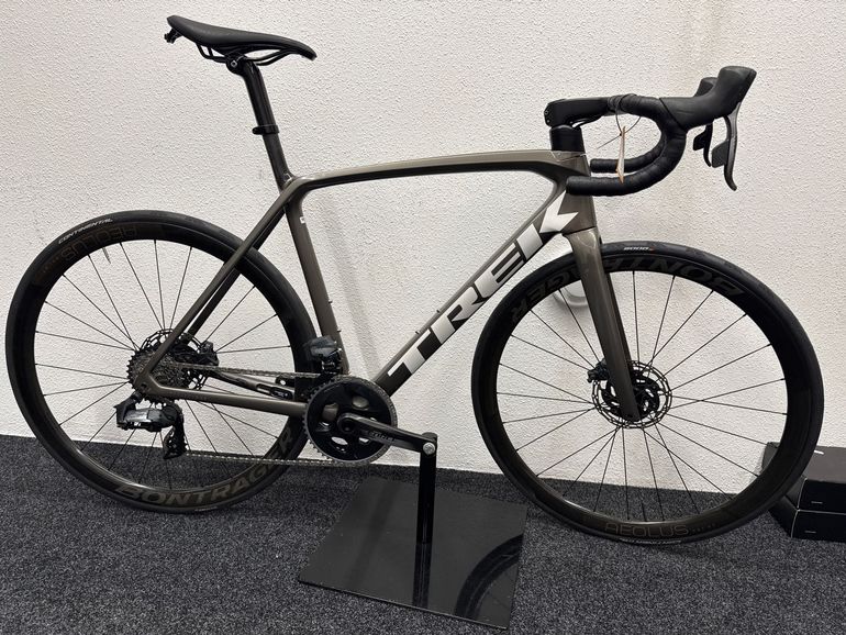 Used Trek Emonda SRAM Force eTap AXS 2023 Road & Gravel, Light Gray — image 1 of 5