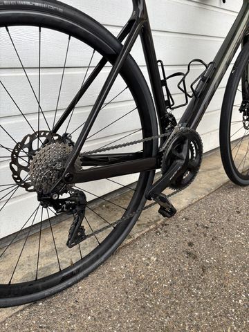 Used Scott Addict 30 2023 2023 Road & Gravel, Green — image 3 of 3