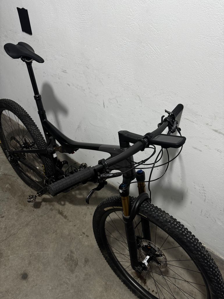 Brugt Orbea OIZ M-PRO 2023 2023 Mountainbike — billede 1 af 4