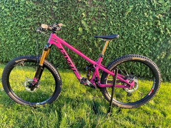Used Pivot SHADOWCAT Pro XT/XTR 2023 2023 MTB