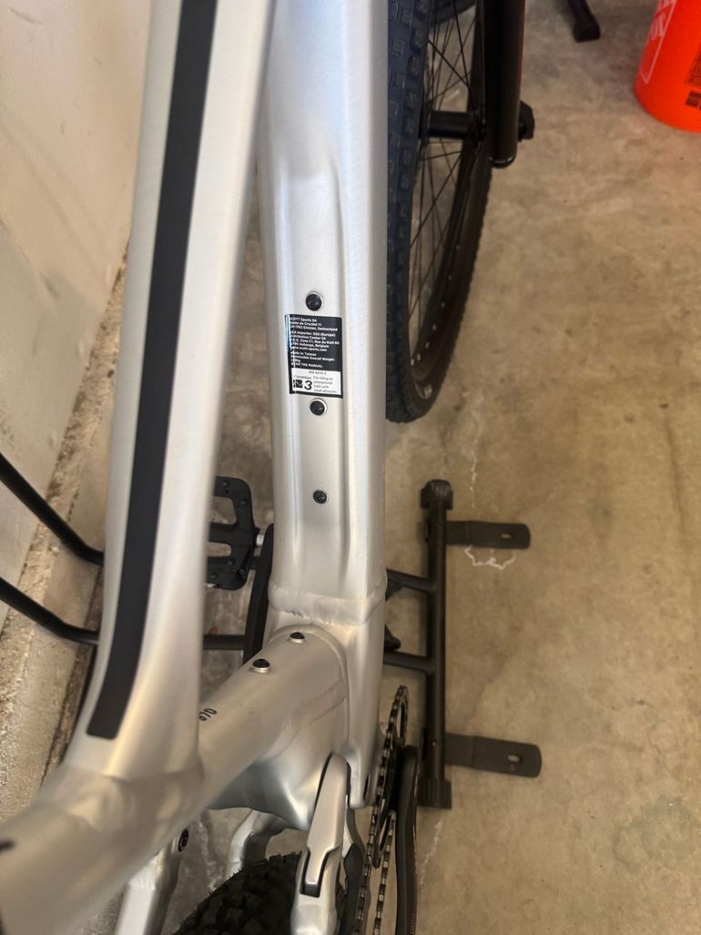 Used Scott Spark 970 2023 2023 Mountainbike, Light Gray, 29 — image 9 of 9