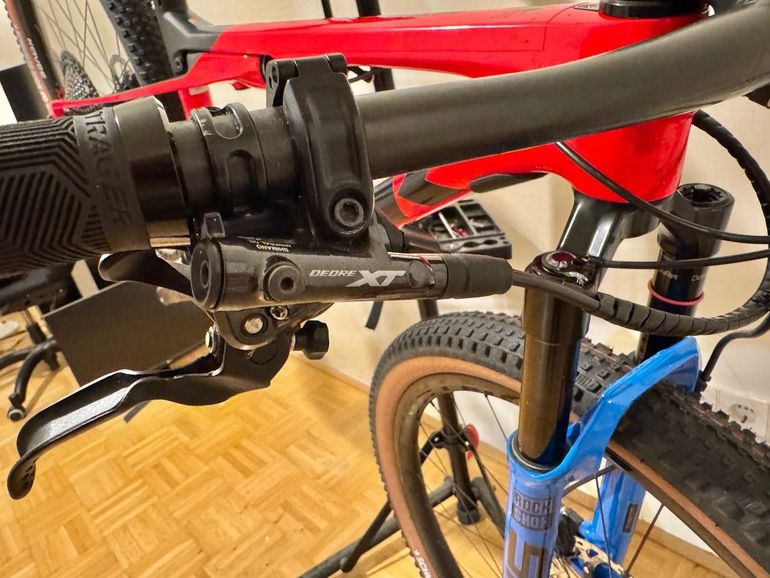 Used Trek Supercaliber 9.8 GX 2022 2022 Mountainbike, Red, 29 — image 14 of 17