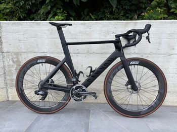 Used Canyon Aeroad CF SLX 8 Disc eTap 2022 2022 Road & Gravel