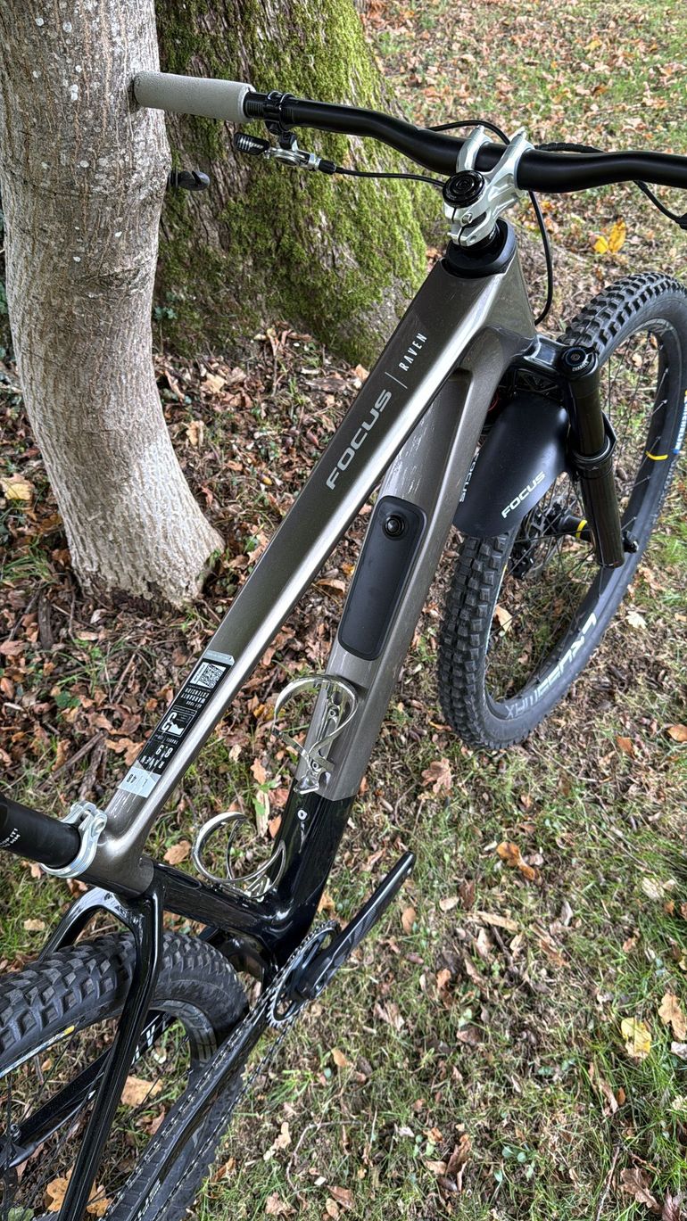 Used Focus RAVEN 8.9 2023 2023 Mountainbike, Black, 29 — image 3 of 4