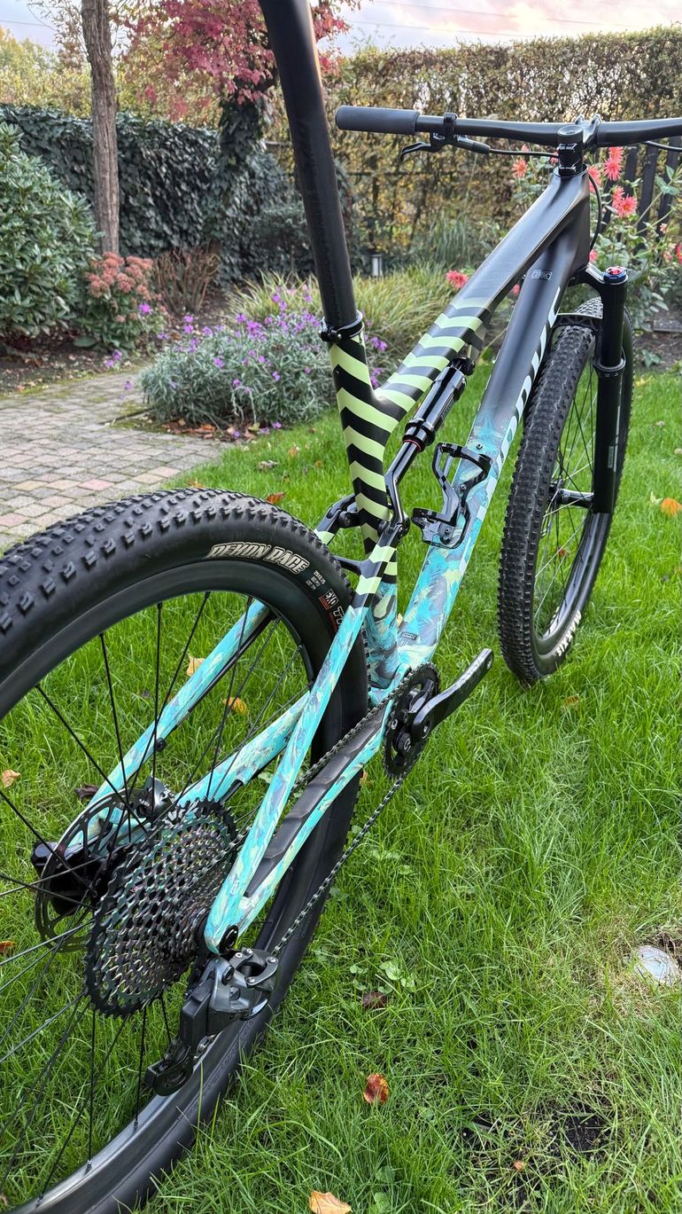 Used Specialized S-Works Epic 2022 2022 Mountainbike, Blue, 29 — image 7 of 16
