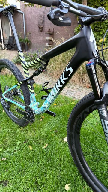 Used Specialized S-Works Epic 2022 2022 Mountainbike, Blue, 29 — image 14 of 16