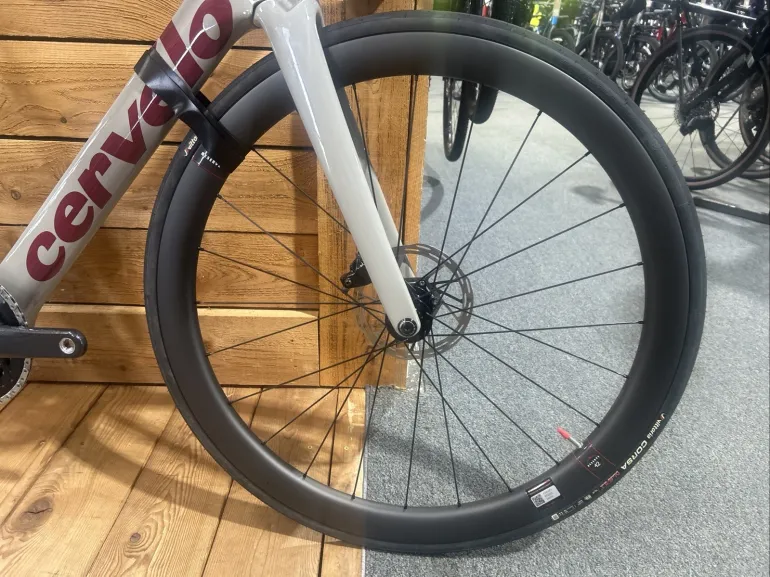 Used Cervélo Force AXS 2025 Road & Gravel, Light Gray — image 3 of 7