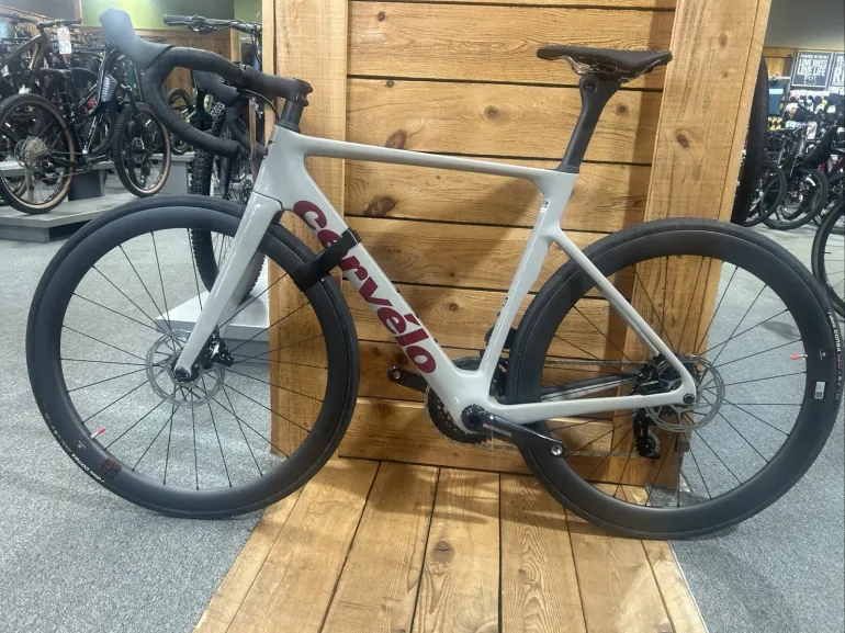 Used Cervélo Force AXS 2025 Road & Gravel, Light Gray — image 7 of 7