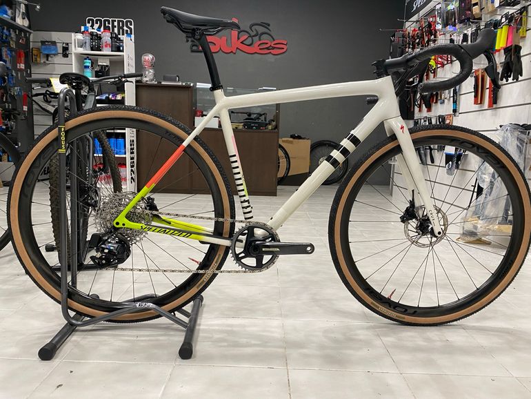 Used Specialized Crux Pro 2024 2024 Road & Gravel, White — image 1 of 8