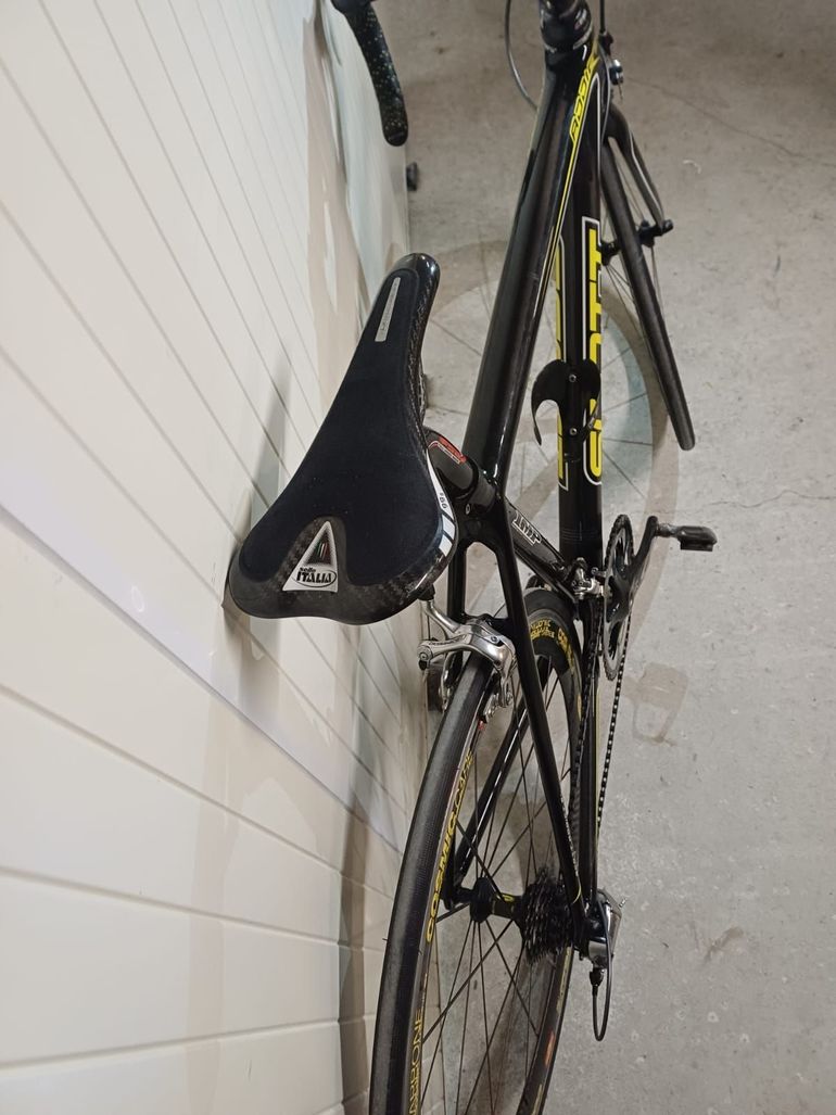 Used Scott Addict 2009 Road & Gravel, Black — image 5 of 10