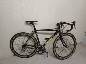 Used Scott Addict 2009 Road & Gravel
