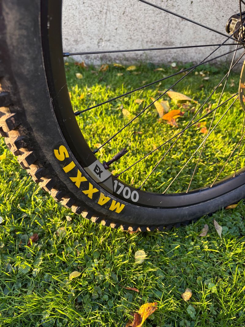 Used SCOR 4060 SRAM GX Eagle AXS 2022 Mountainbike, Light Gray — image 13 of 18