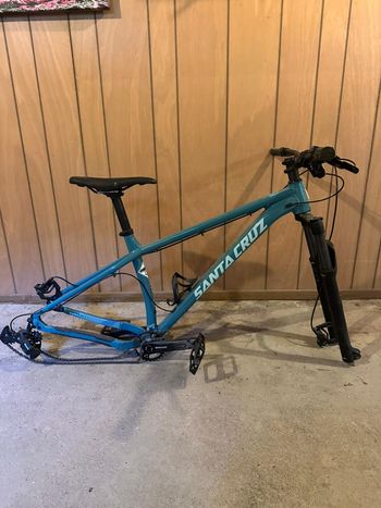 Used Santa Cruz Chameleon R Plus / Aluminum / 27.5 2020 Frameset 2020 MTB