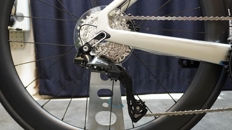Used Merida REACTO 6000 2025 2025 Road & Gravel, Light Gray — image 3 of 10