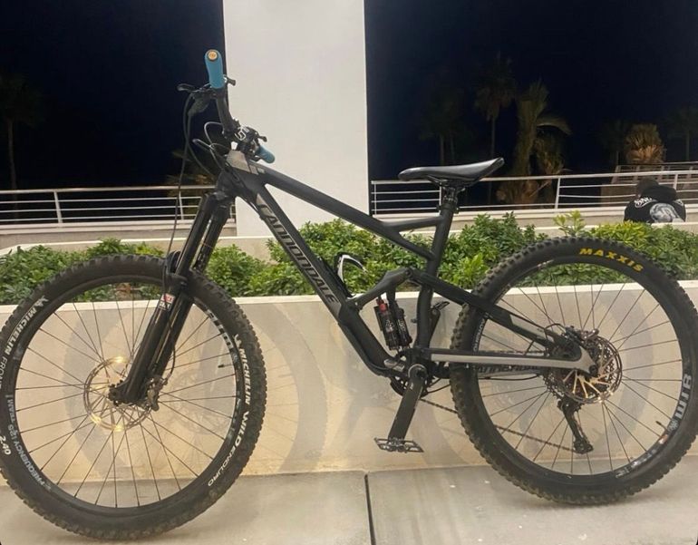 Used Cannondale Jekyll Carbon 2 2017 2017 Mountainbike, Black, 27.5 (650B) — image 2 of 4