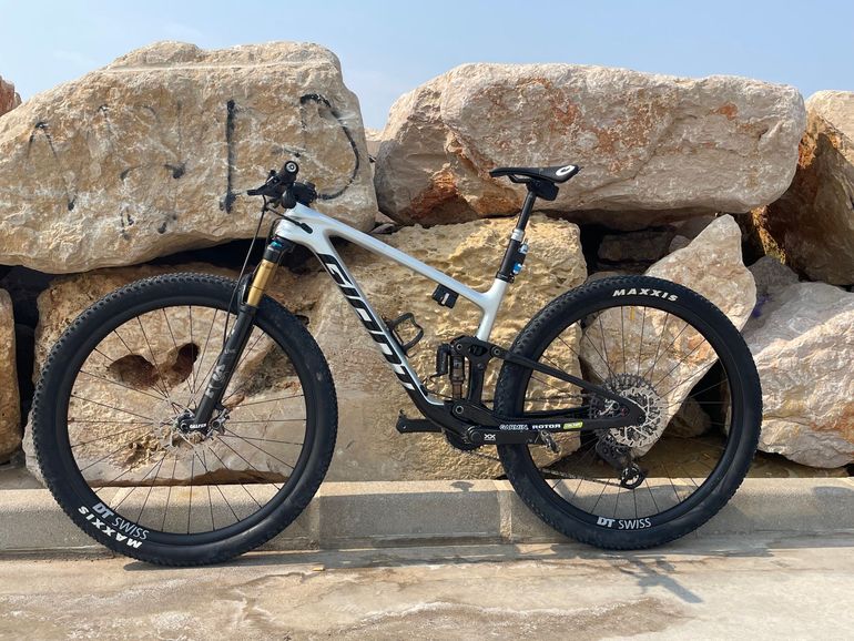 Used Giant Anthem Advanced, Pro 29 1 2023 2023 Mountainbike, Light Gray, 29 — image 2 of 9