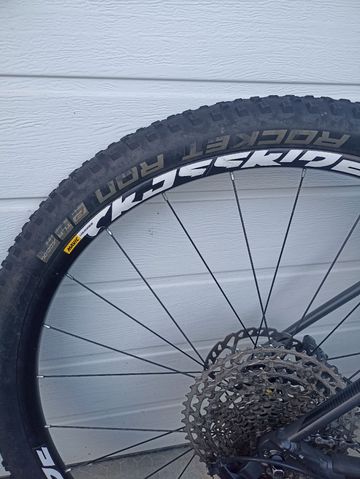 Used Orbea ALMA H50 29 2019 2019 Mountainbike, Light Gray, 29 — image 6 of 7
