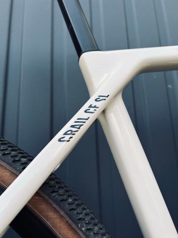 Used Canyon Grail CF SL 7 2024 2024 Road & Gravel, Black — image 8 of 16