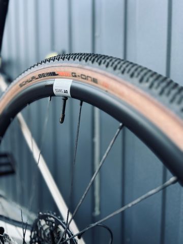 Used Canyon Grail CF SL 7 2024 2024 Road & Gravel, Black — image 9 of 16