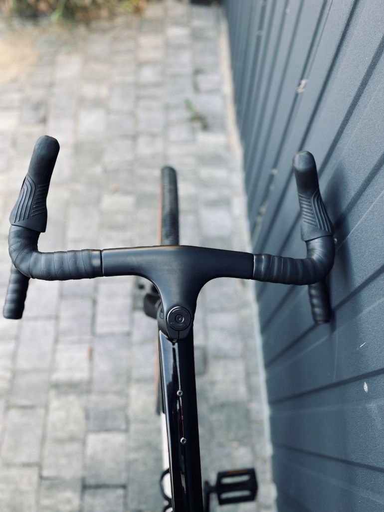 Used Canyon Grail CF SL 7 2024 2024 Road & Gravel, Black — image 11 of 16