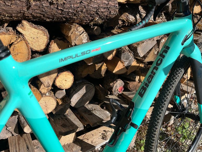 Used Bianchi Impulso Pro GRX 600 2023 2023 Road & Gravel, Blue — image 3 of 3