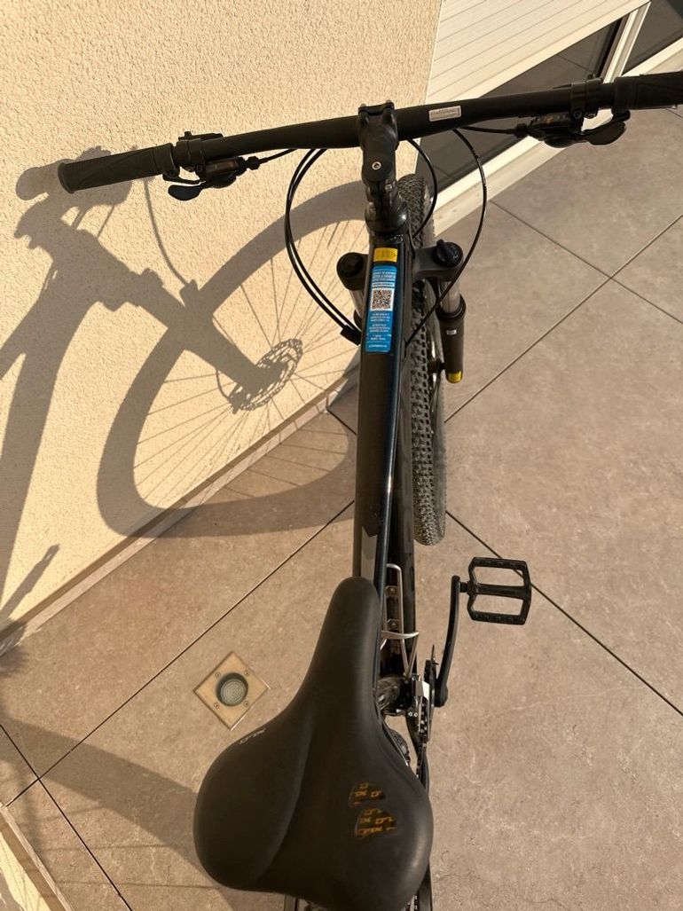 Used Orbea MX 40 27.5 2021 2021 Mountainbike, Black, 27.5 — image 2 of 6