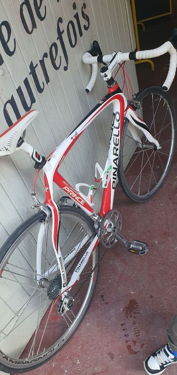 Used Pinarello Prince 50 Hm1k 2014 Road & Gravel, Red — image 2 of 3