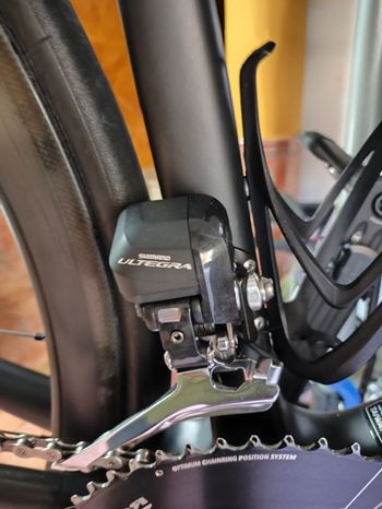 Used Specialized Tarmac Shimano Ultegra Di2 2016 Road & Gravel, Black — image 2 of 29