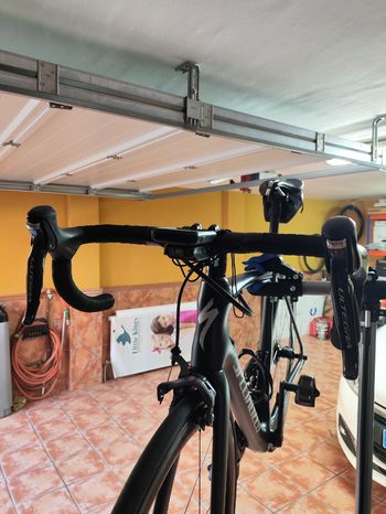 Used Specialized Tarmac Shimano Ultegra Di2 2016 Road & Gravel, Black — image 4 of 29