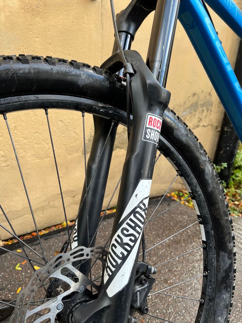 Used Carver B 2015 Mountainbike, Blue — image 7 of 10