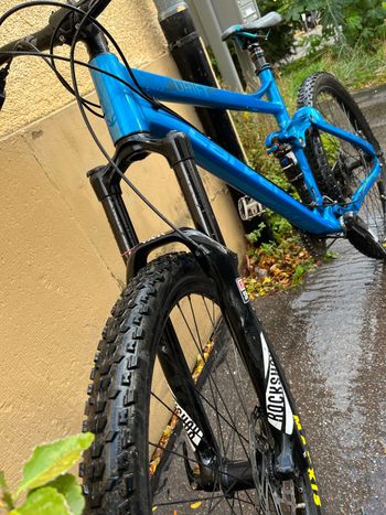 Used Carver B 2015 Mountainbike, Blue — image 9 of 10