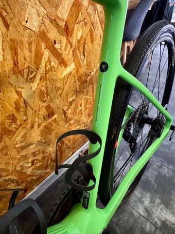 Used Van rysel NCR CF Allroad 2025 Road & Gravel, Green — image 25 of 33