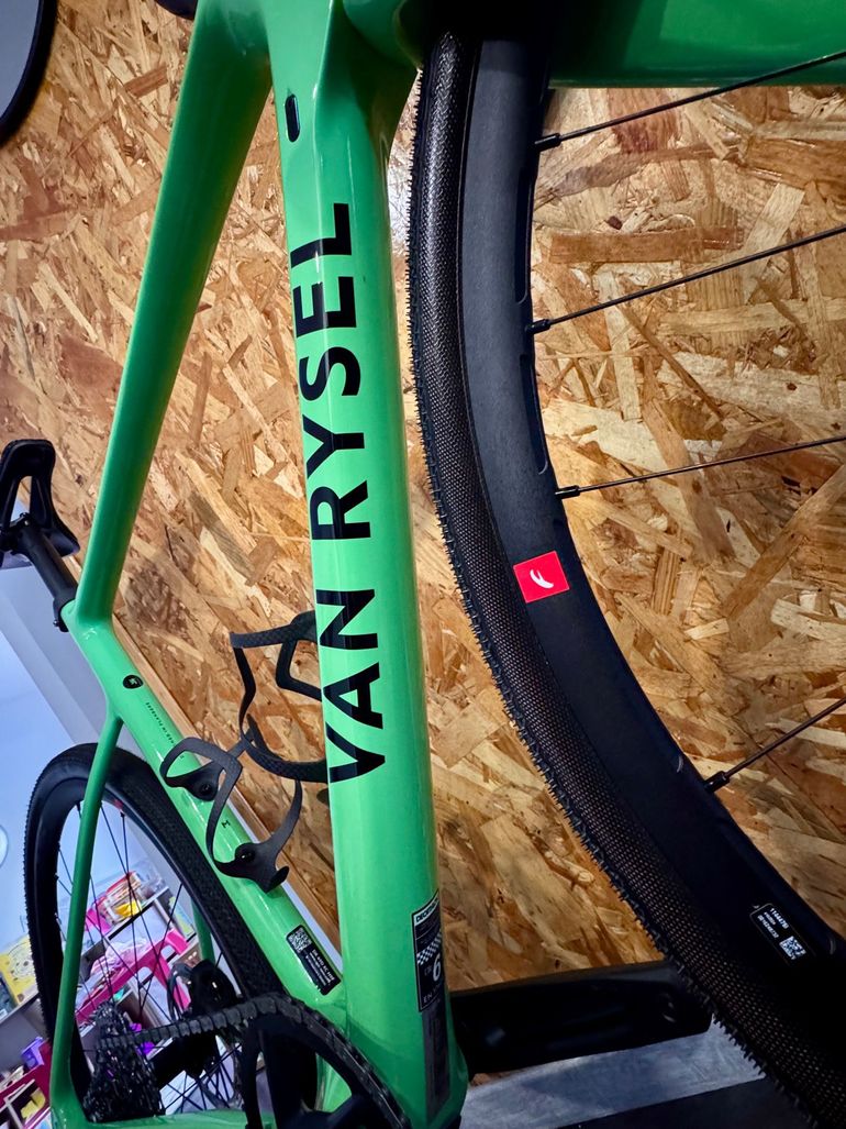 Used Van rysel NCR CF Allroad 2025 Road & Gravel, Green — image 15 of 33