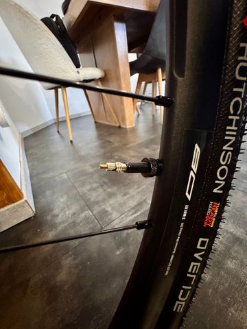 Used Van rysel NCR CF Allroad 2025 Road & Gravel, Green — image 30 of 33