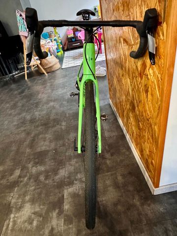 Used Van rysel NCR CF Allroad 2025 Road & Gravel, Green — image 7 of 33