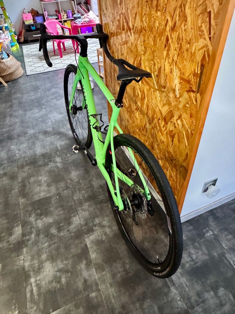 Used Van rysel NCR CF Allroad 2025 Road & Gravel, Green — image 21 of 33