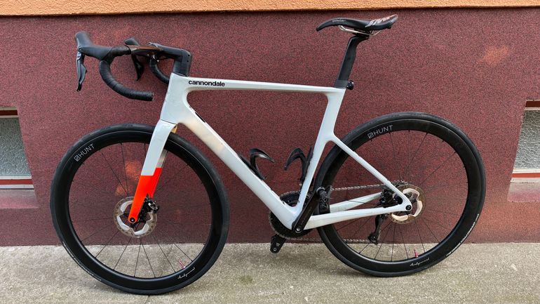 Used Cannondale SuperSix EVO 3 2024 2024 Road & Gravel, White — image 2 of 11