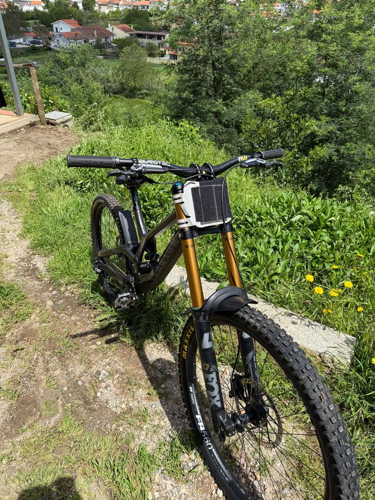 Used Canyon Sender CFR Mullet 2023 2023 Mountainbike, Black, 29, 27.5 — image 5 of 5