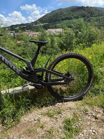 Used Canyon Sender CFR Mullet 2023 2023 Mountainbike, Black, 29, 27.5 — image 4 of 5