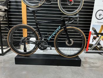 Used Specialized Tarmac Sl8 Ultegra Roval Clx 2025 Road & Gravel