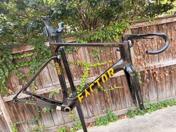 Used Factor OSTRO VAM 2023 Frameset 2023 Road & Gravel