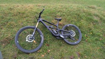 Used YT Industries YT Capra Custome 2025 Mountainbike, Black — image 2 of 16