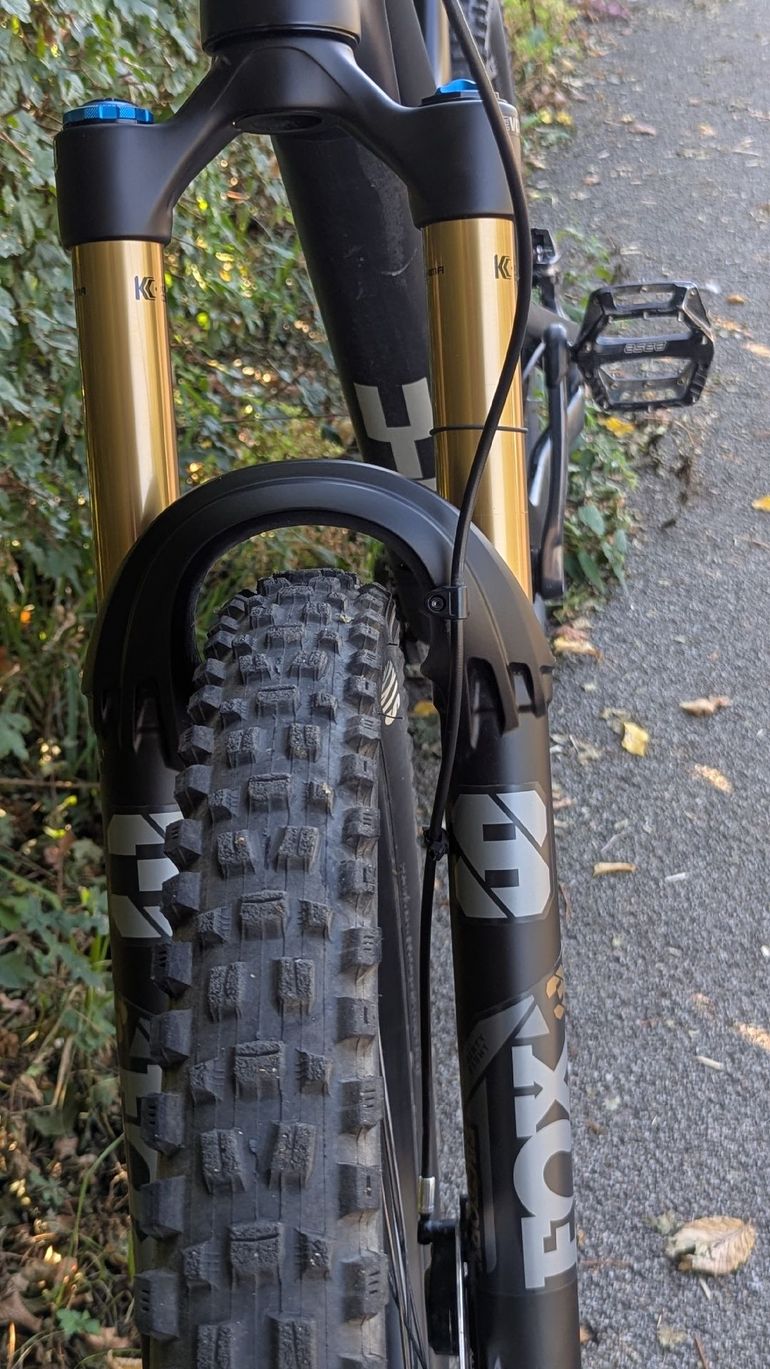 Used YT Industries YT Capra Custome 2025 Mountainbike, Black — image 14 of 16