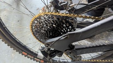 Used YT Industries YT Capra Custome 2025 Mountainbike, Black — image 4 of 16