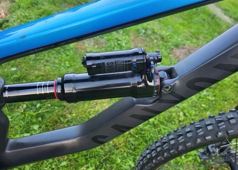 Used Canyon Torque CF 7.0 2019 2019 Mountainbike, Black, 27.5 — image 3 of 9