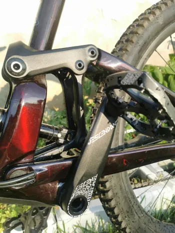 Used Specialized Enduro Expert 2020 Mountainbike, Red — image 10 of 10