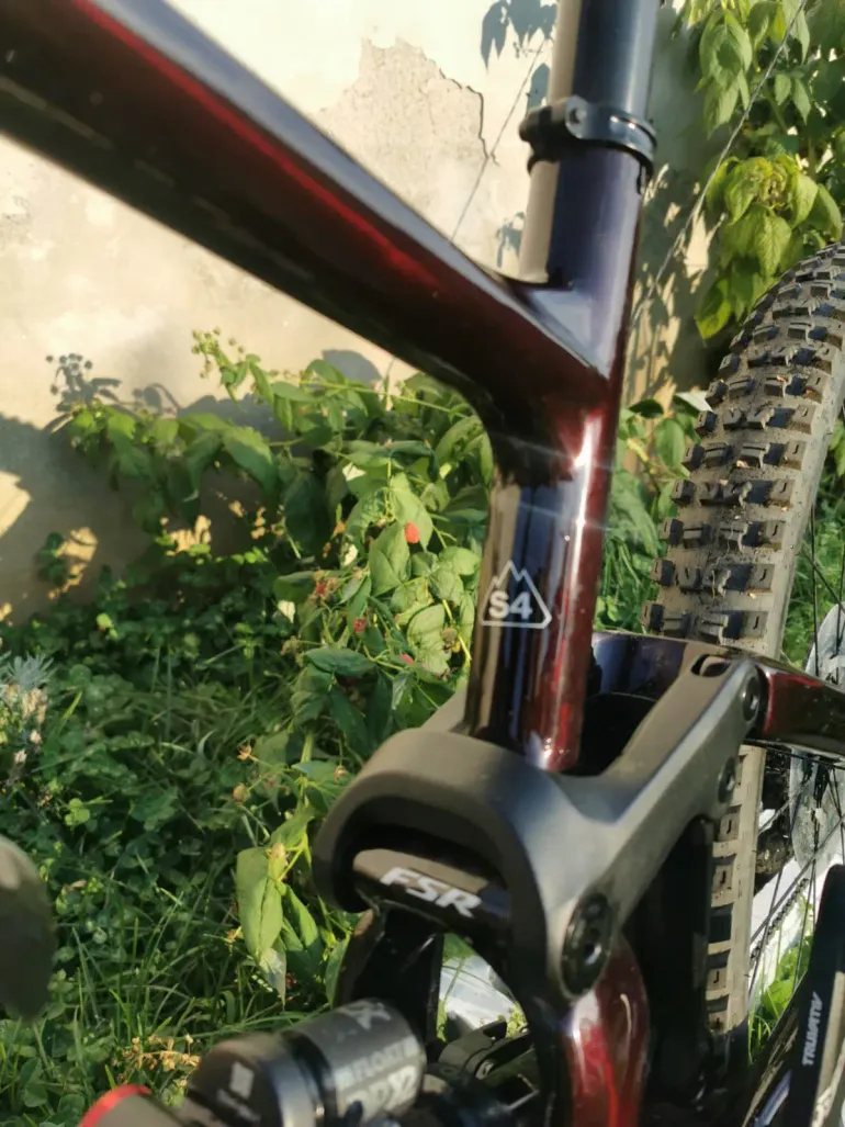 Used Specialized Enduro Expert 2020 Mountainbike, Red — image 8 of 10