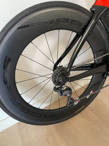 Used Specialized Shiv Expert 2018 2018 Road & Gravel, Red — image 4 of 4