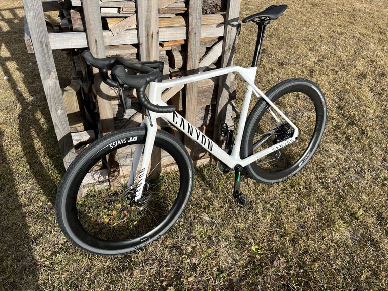 Used Canyon Inflite CF SLX 8 2025 2025 Road & Gravel, White — image 1 of 13
