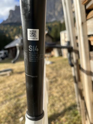 Used Canyon Inflite CF SLX 8 2025 2025 Road & Gravel, White — image 10 of 13